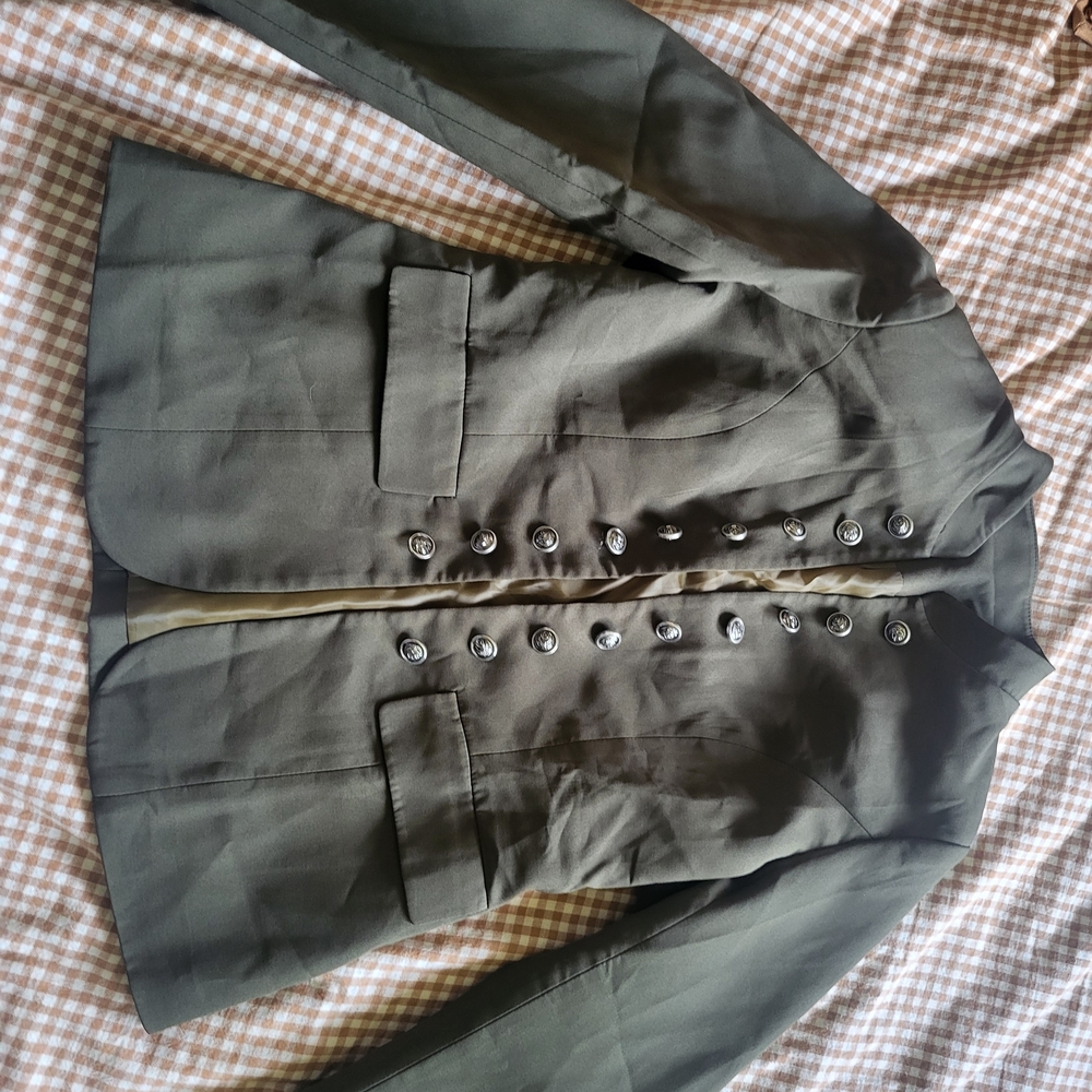 Women's Olive Green Button-Up Jacket